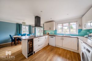 Photo 18- click for photo gallery